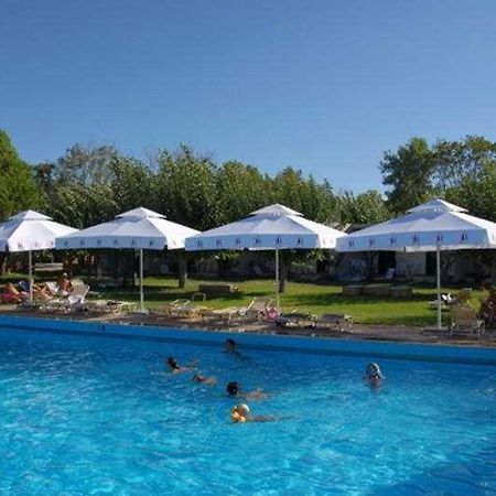 Ionian Beach Hotel Kalamaki  Bagian luar foto
